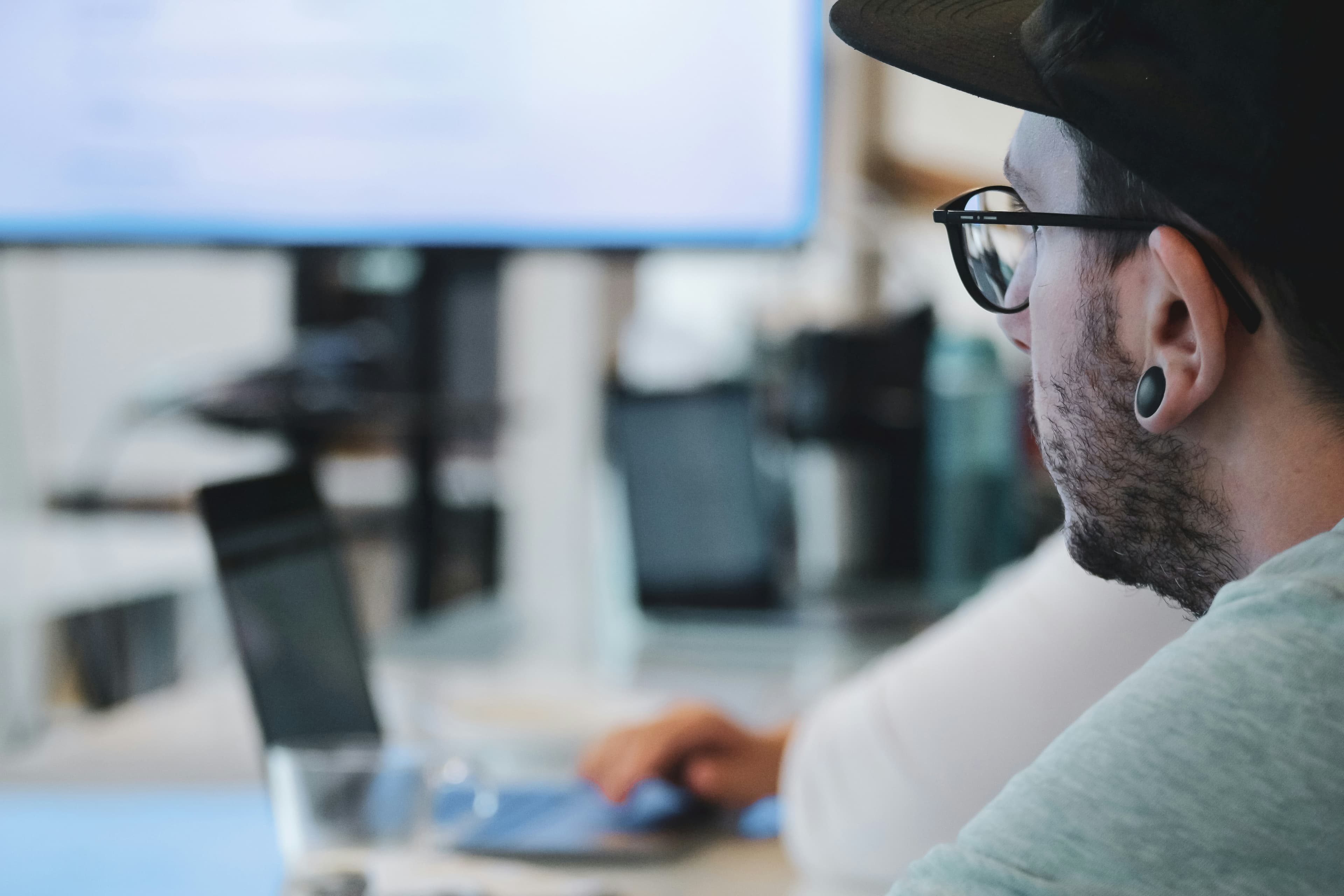 How to Increase Facebook Page Likes with Microworkers Image