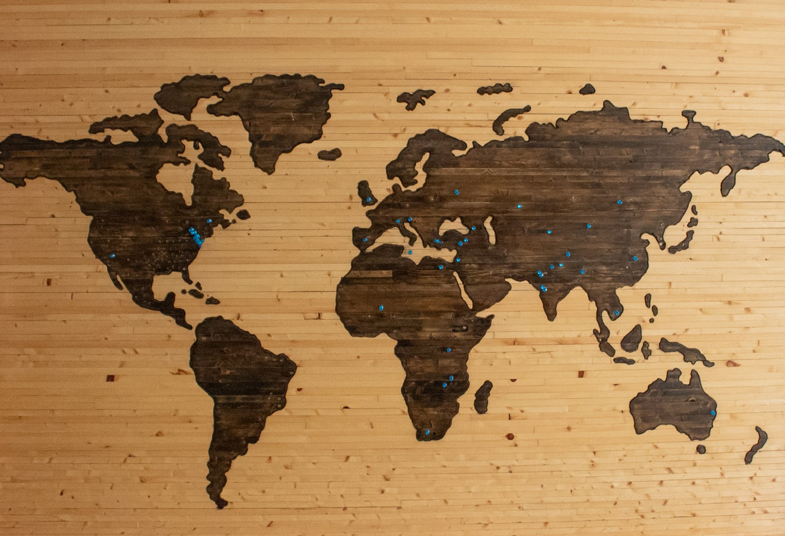Laptop with a world map on screen for country targeting